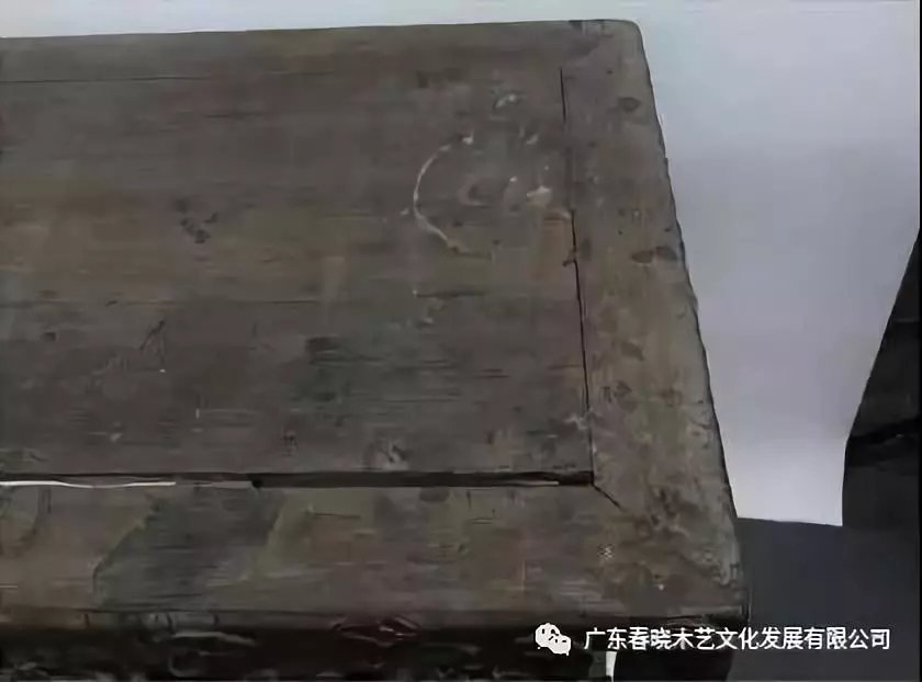 老紅木家具的修復(fù)過程，一經(jīng)修復(fù)煥然一新(圖16)