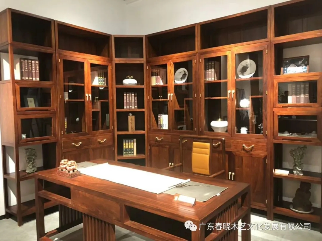 擁有這些特點(diǎn)的中式家具，會(huì)讓人發(fā)自心底的喜愛。(圖5)
